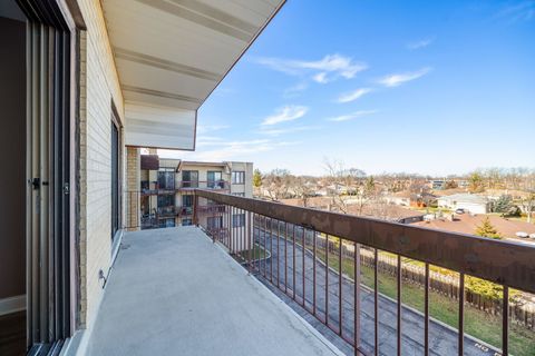 Tiny photo for 7730 Dempster Street #406, Morton Grove, IL 60053 (MLS # 12545299)