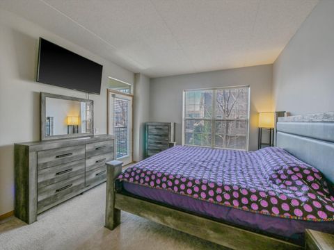 Tiny photo for 3135 Town Square Drive #104, Rolling Meadows, IL 60008 (MLS # 12604629)