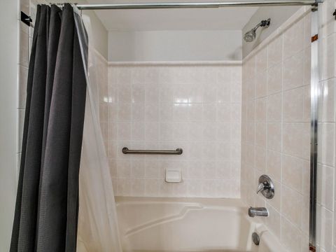 Tiny photo for 3135 Town Square Drive #104, Rolling Meadows, IL 60008 (MLS # 12604629)