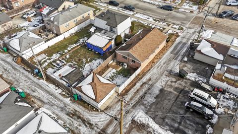 Tiny photo for 7852 Neenah Avenue, Burbank, IL 60459 (MLS # 12551121)