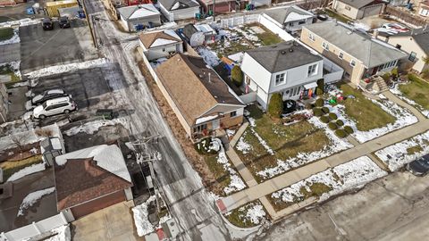 Tiny photo for 7852 Neenah Avenue, Burbank, IL 60459 (MLS # 12551121)