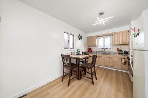 Tiny photo for 7852 Neenah Avenue, Burbank, IL 60459 (MLS # 12551121)