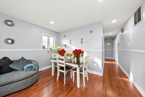 Tiny photo for 7852 Neenah Avenue, Burbank, IL 60459 (MLS # 12551121)