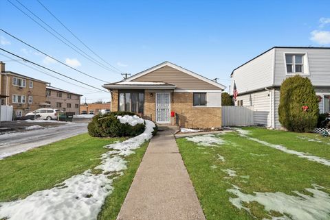 Photo of 7852 Neenah Avenue, Burbank, IL 60459 (MLS # 12551121)