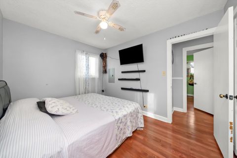 Tiny photo for 7852 Neenah Avenue, Burbank, IL 60459 (MLS # 12551121)