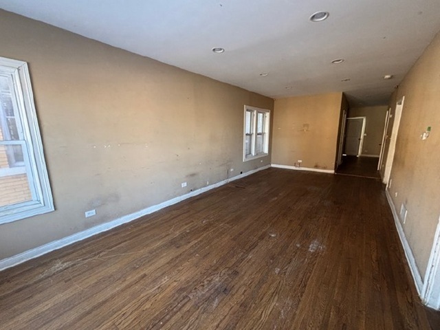 1640 N Laramie Avenue