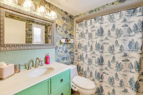 Tiny photo for 2235 N Lakewood Avenue #FN, Chicago, IL 60614 (MLS # 12515276)