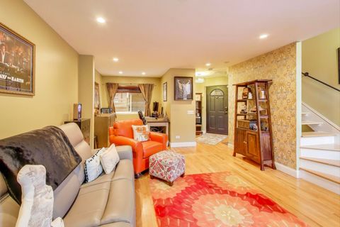 Tiny photo for 2235 N Lakewood Avenue #FN, Chicago, IL 60614 (MLS # 12515276)