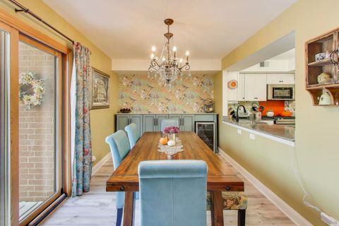 Tiny photo for 2235 N Lakewood Avenue #FN, Chicago, IL 60614 (MLS # 12515276)