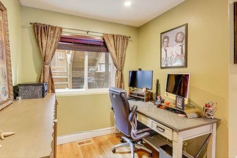 Tiny photo for 2235 N Lakewood Avenue #FN, Chicago, IL 60614 (MLS # 12515276)