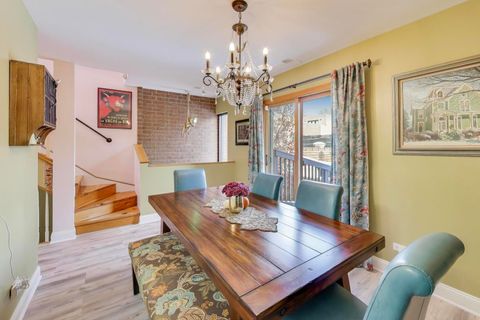 Tiny photo for 2235 N Lakewood Avenue #FN, Chicago, IL 60614 (MLS # 12515276)