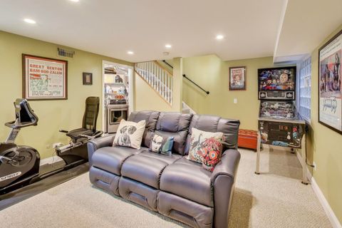 Tiny photo for 2235 N Lakewood Avenue #FN, Chicago, IL 60614 (MLS # 12515276)