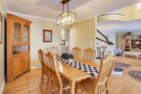 Tiny photo for 436 N Stark Drive, Palatine, IL 60074 (MLS # 12556296)