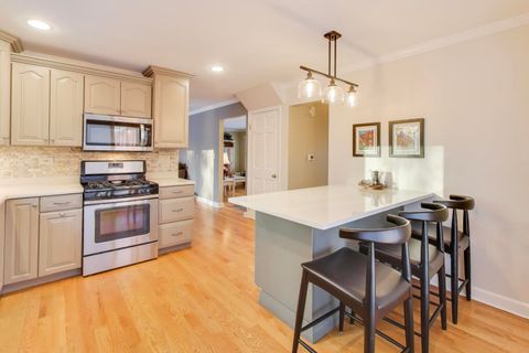 Tiny photo for 436 N Stark Drive, Palatine, IL 60074 (MLS # 12556296)