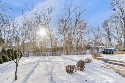 Tiny photo for 436 N Stark Drive, Palatine, IL 60074 (MLS # 12556296)