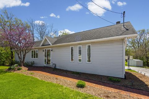 Photo of 8359 W Lincoln Highway, Frankfort, IL 60423 (MLS # 12616547)