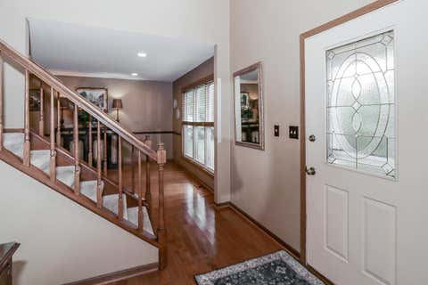 Tiny photo for 1324 Nantucket Court, Carol Stream, IL 60188 (MLS # 12706425)