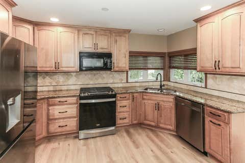 Tiny photo for 1324 Nantucket Court, Carol Stream, IL 60188 (MLS # 12706425)