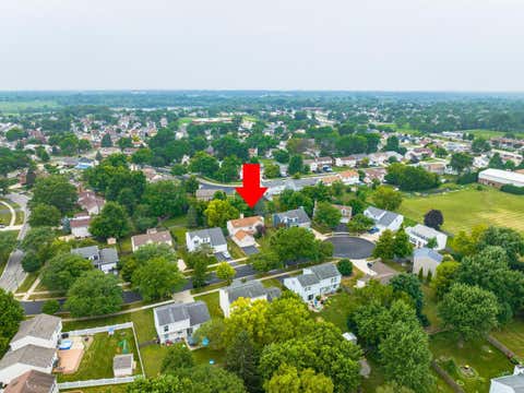Tiny photo for 1324 Nantucket Court, Carol Stream, IL 60188 (MLS # 12706425)