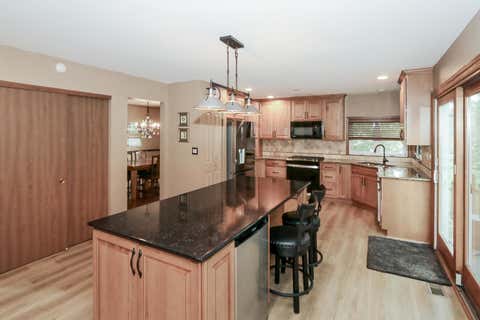 Tiny photo for 1324 Nantucket Court, Carol Stream, IL 60188 (MLS # 12706425)