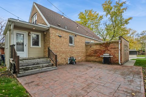 A home in Evergreen Park