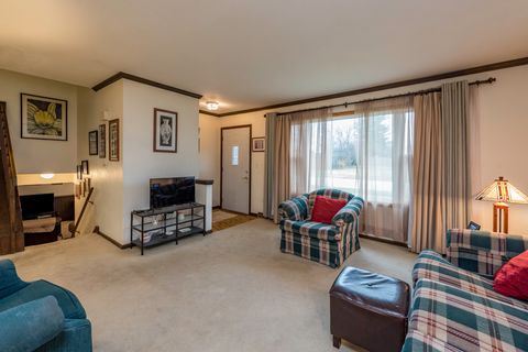Tiny photo for 547 Phillips Circle, Antioch, IL 60002 (MLS # 12605277)