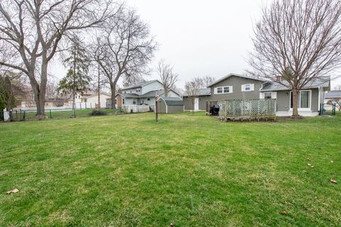 Tiny photo for 547 Phillips Circle, Antioch, IL 60002 (MLS # 12605277)
