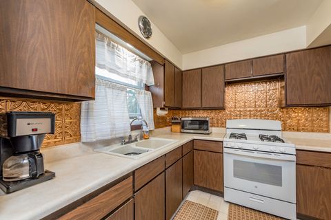 Tiny photo for 547 Phillips Circle, Antioch, IL 60002 (MLS # 12605277)