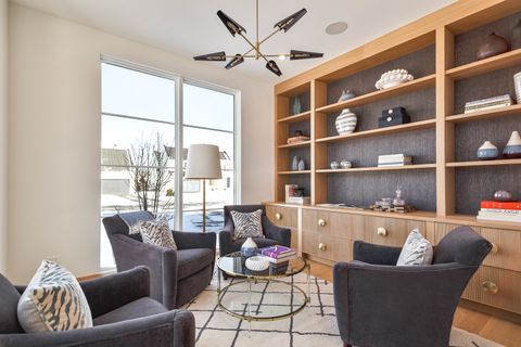 Tiny photo for 527 Kensington Court, Hinsdale, IL 60521 (MLS # 12651470)