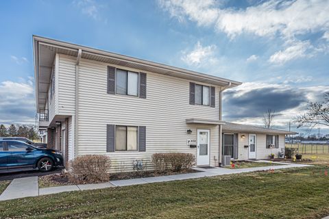 202 Nauset Lane 202 Schaumburg IL 60194