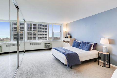 Tiny photo for 4250 N Marine Drive #1707, Chicago, IL 60613 (MLS # 12569314)