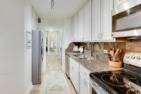 Tiny photo for 4250 N Marine Drive #1707, Chicago, IL 60613 (MLS # 12569314)