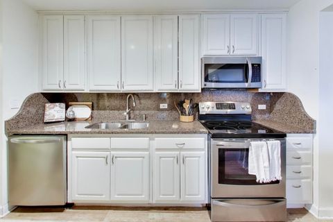 Tiny photo for 4250 N Marine Drive #1707, Chicago, IL 60613 (MLS # 12569314)