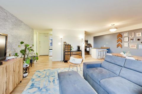 Tiny photo for 4250 N Marine Drive #1707, Chicago, IL 60613 (MLS # 12569314)