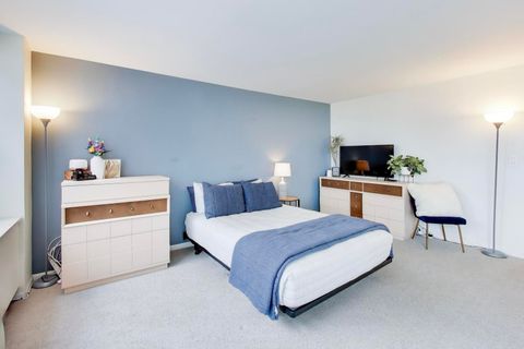 Tiny photo for 4250 N Marine Drive #1707, Chicago, IL 60613 (MLS # 12569314)