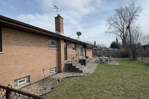 Tiny photo for 17044 Louis Avenue, South Holland, IL 60473 (MLS # 12609825)