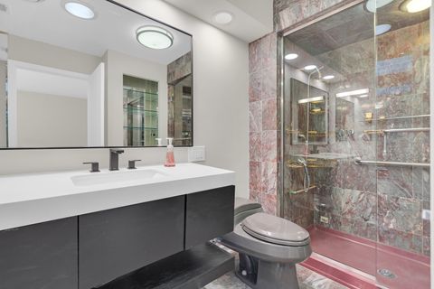 Tiny photo for 300 Boardwalk Place, Park Ridge, IL 60068 (MLS # 12598481)