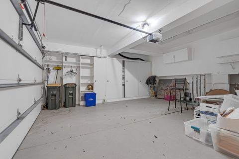 Tiny photo for 300 Boardwalk Place, Park Ridge, IL 60068 (MLS # 12598481)