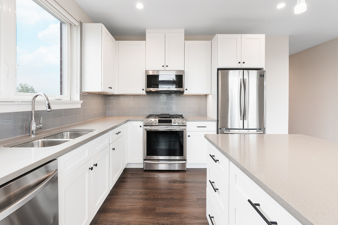 546 Green Bay Road 305