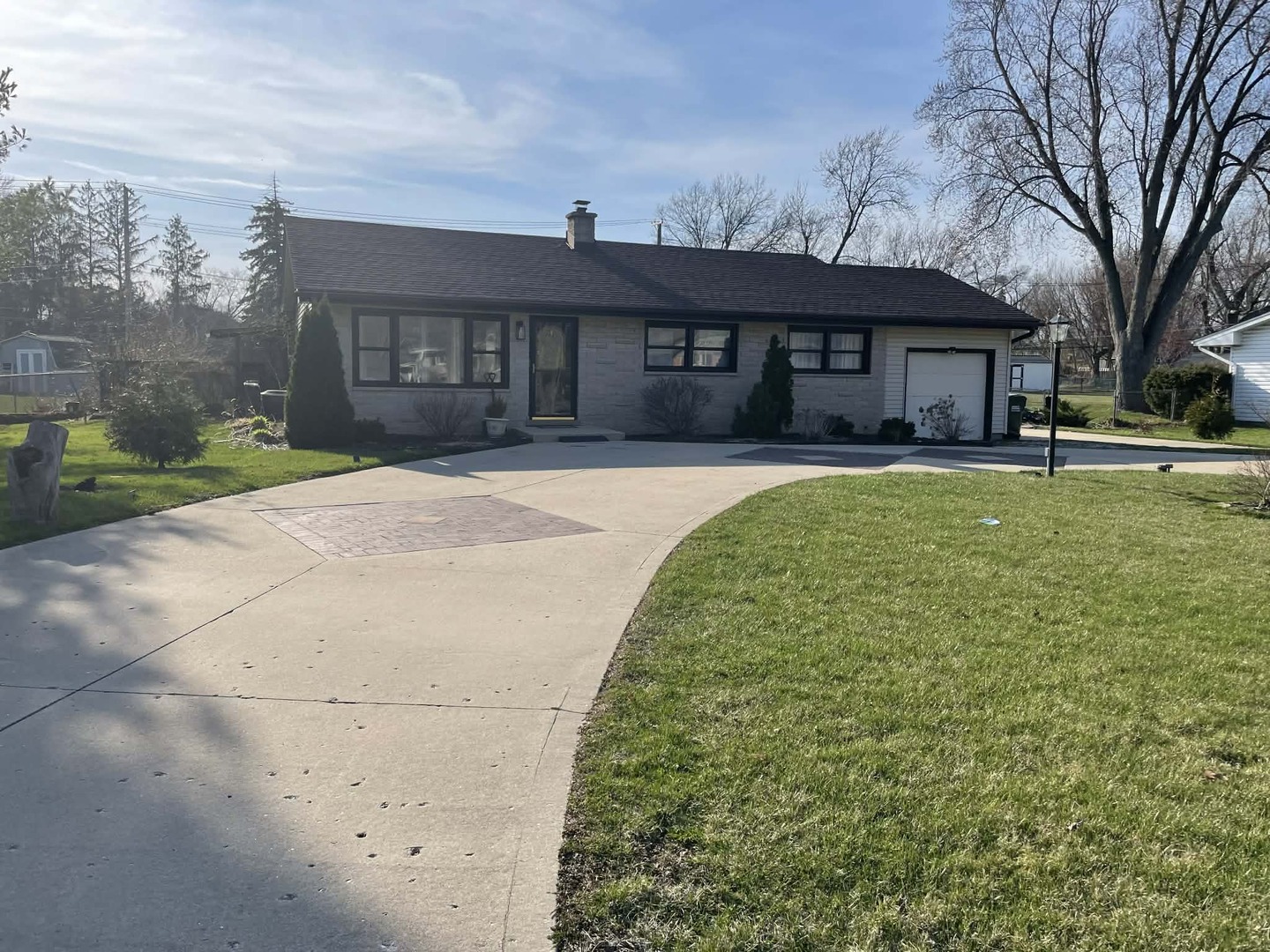 1516 Sunset Drive