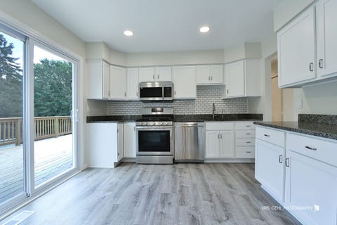 Tiny photo for 117 Carlisle Court, Cary, IL 60013 (MLS # 12684924)