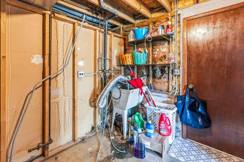 Tiny photo for 725 Old Post Road, Buffalo Grove, IL 60089 (MLS # 12707176)