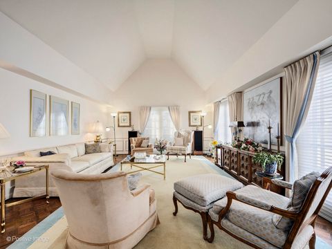 Tiny photo for 116 Rivershire Lane, Lincolnshire, IL 60069 (MLS # 12551960)