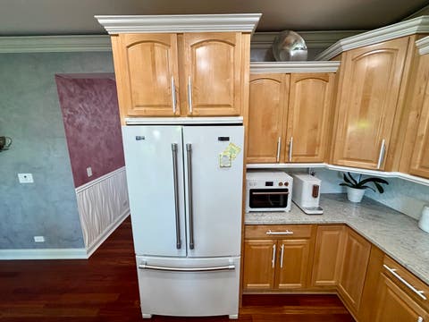 Tiny photo for 877 John Street, Bensenville, IL 60106 (MLS # 12706399)