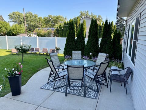 Tiny photo for 877 John Street, Bensenville, IL 60106 (MLS # 12706399)
