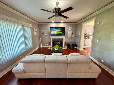 Tiny photo for 877 John Street, Bensenville, IL 60106 (MLS # 12706399)