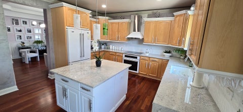 Tiny photo for 877 John Street, Bensenville, IL 60106 (MLS # 12706399)