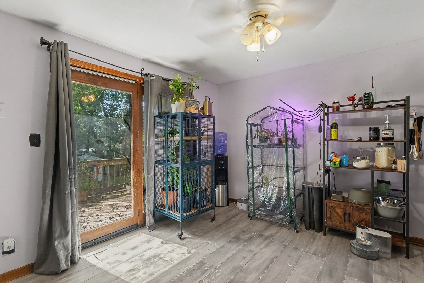 9005 Shady Lane