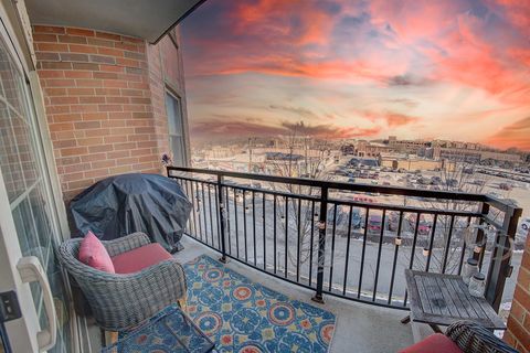 Tiny photo for 9530 Cook Avenue #414, Oak Lawn, IL 60453 (MLS # 12535592)