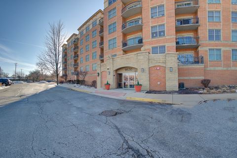 Photo of 9530 Cook Avenue #414, Oak Lawn, IL 60453 (MLS # 12535592)